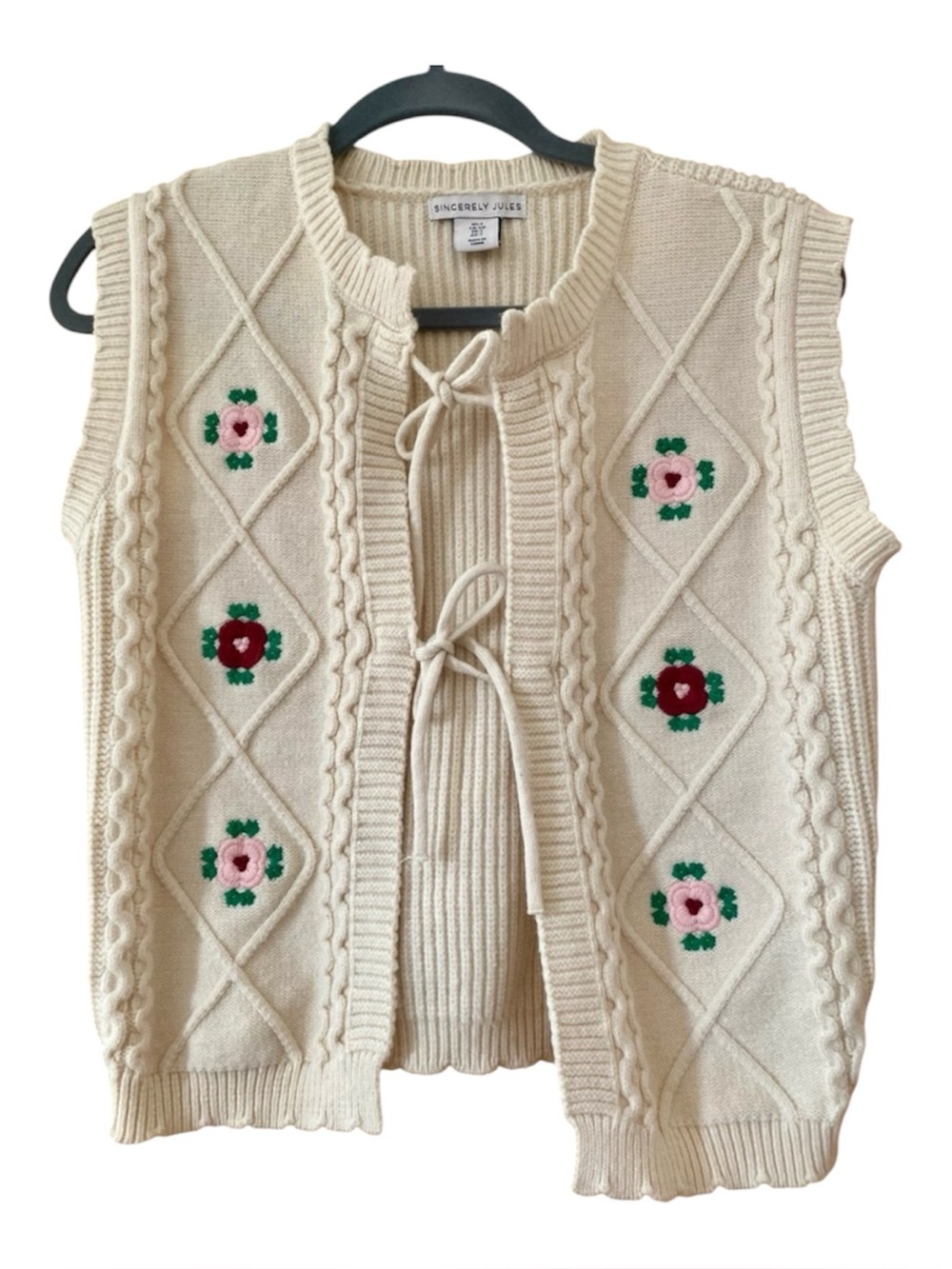 Sincerly Jules Cream Floral Cable-Knit Tie-Front Sweater Vest